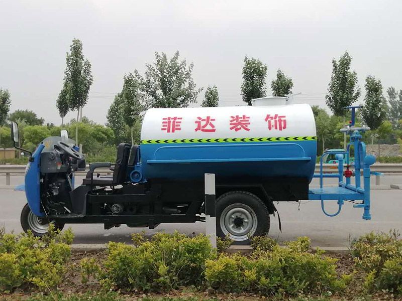 五征3立方洒水车