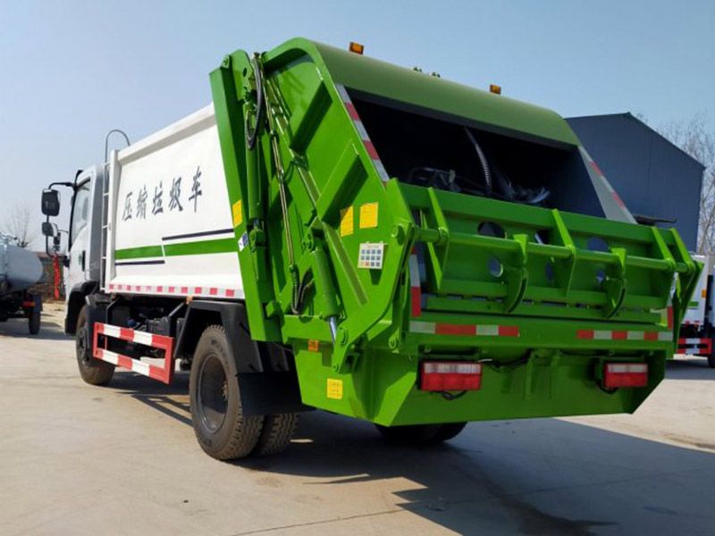 东风压缩垃圾车