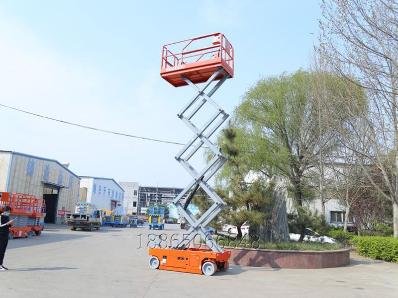 迷你自行走升降平台